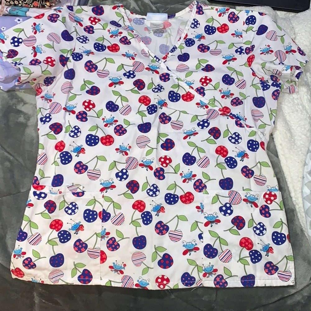 2 Scrub Tops Great Condition Sz Medium